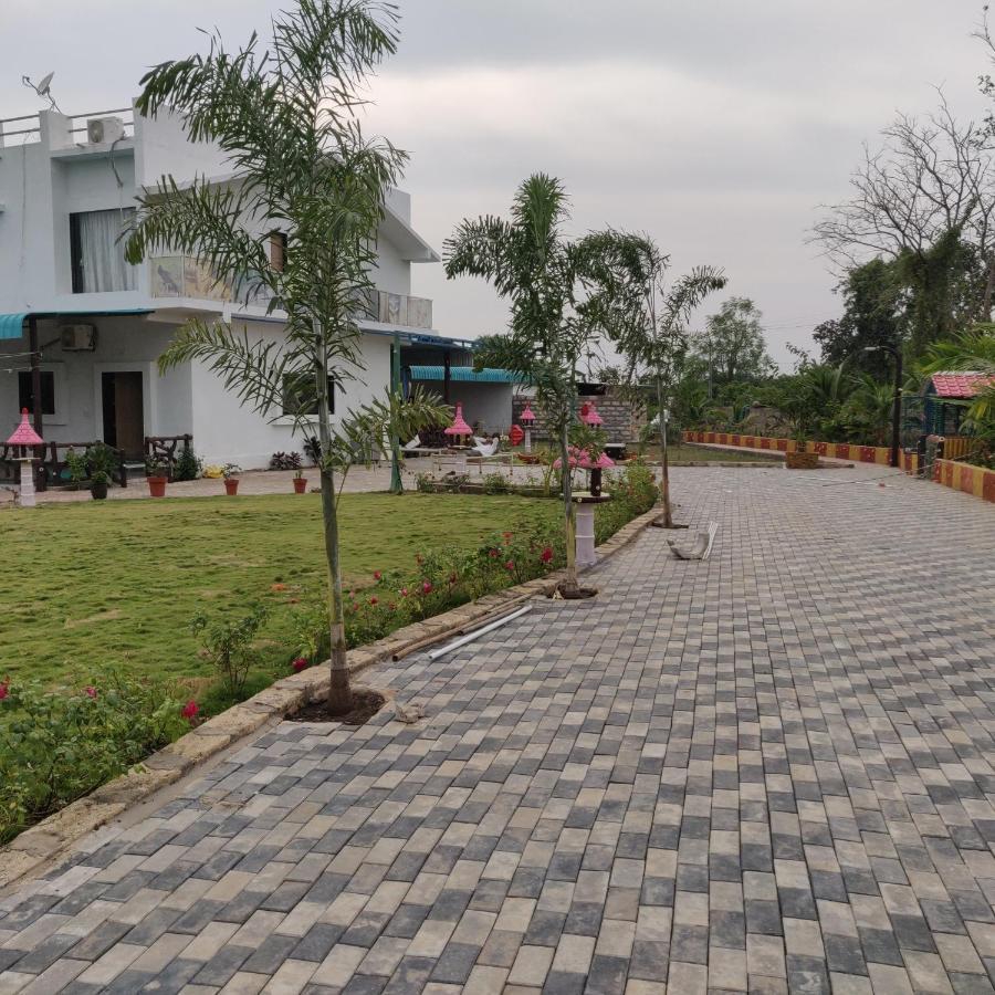 Houbara Resort Sasan Gir Eksteriør billede
